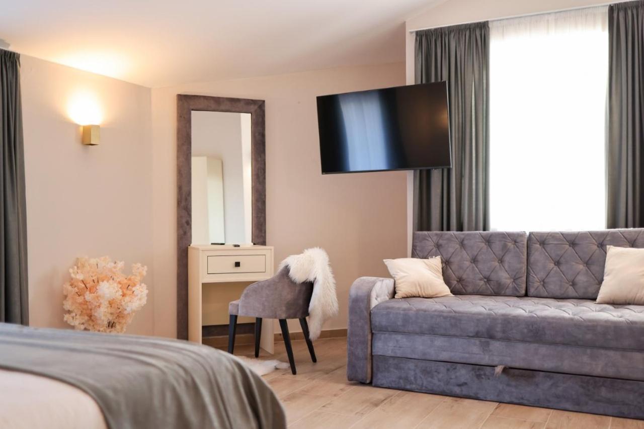 Castello Exclusive Rooms With Breakfast - By Ta Leut Agency Privlaka  Exteriér fotografie