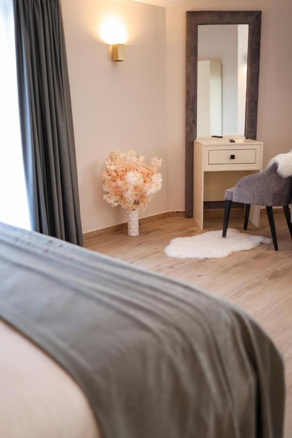 Castello Exclusive Rooms With Breakfast - By Ta Leut Agency Privlaka  Exteriér fotografie