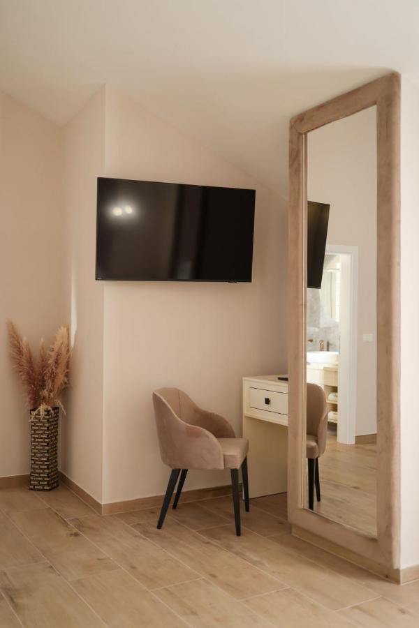 Castello Exclusive Rooms With Breakfast - By Ta Leut Agency Privlaka  Exteriér fotografie