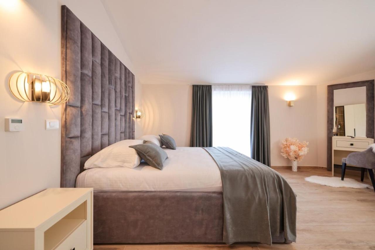 Castello Exclusive Rooms With Breakfast - By Ta Leut Agency Privlaka  Exteriér fotografie