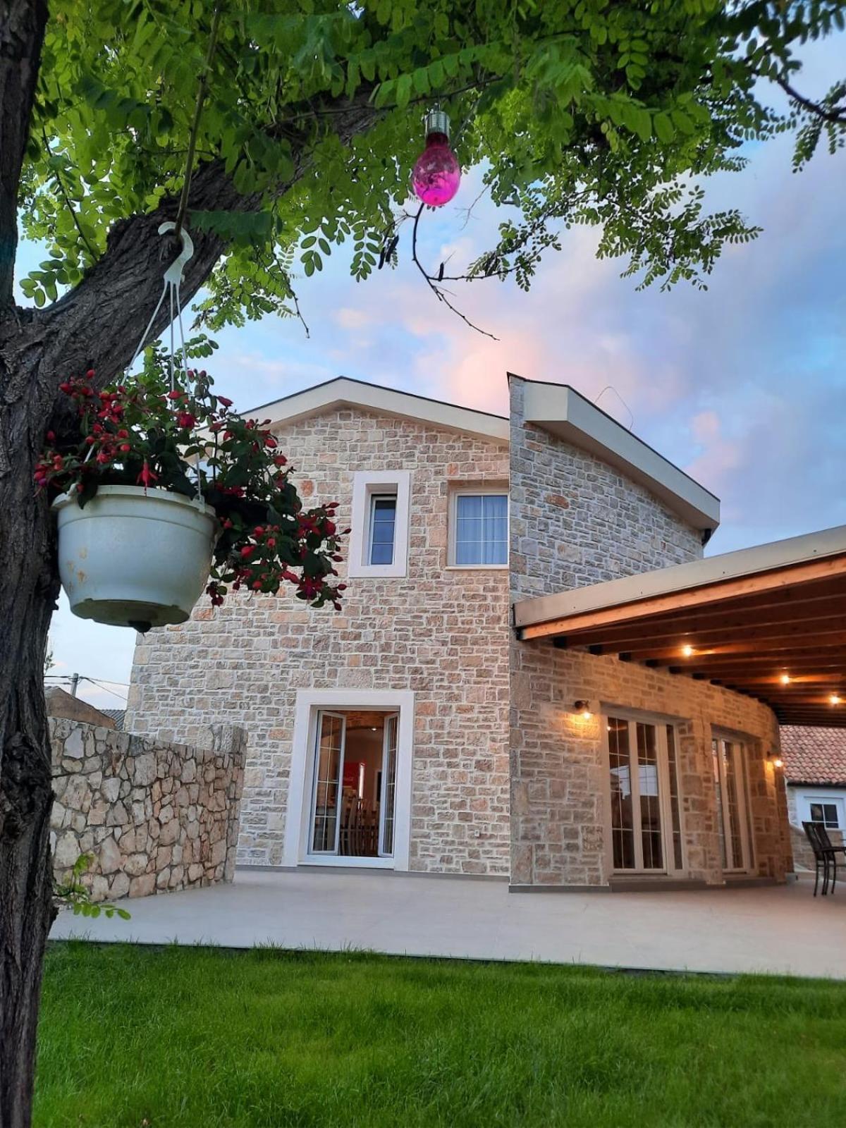 Castello Exclusive Rooms With Breakfast - By Ta Leut Agency Privlaka  Exteriér fotografie